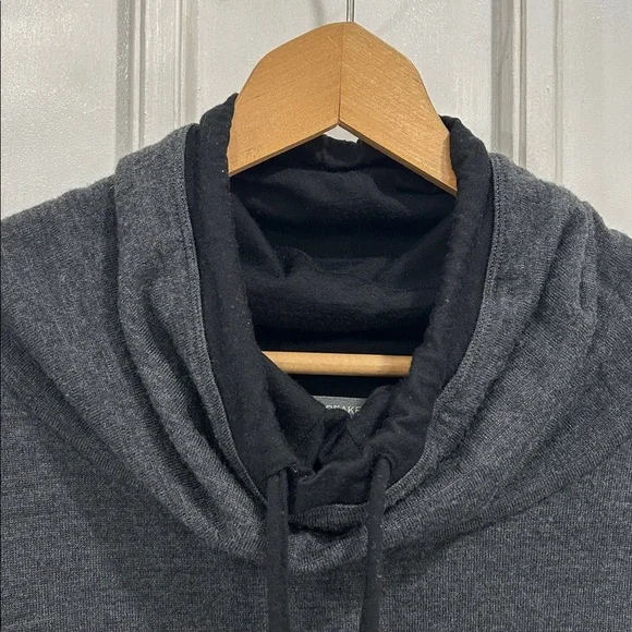 Icebreaker Merino Wool Cowl Neck Coziest Sweater in Charcoal Gray - Small - Picture 4 of 9